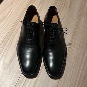 Men’s Magnanni dress shoes